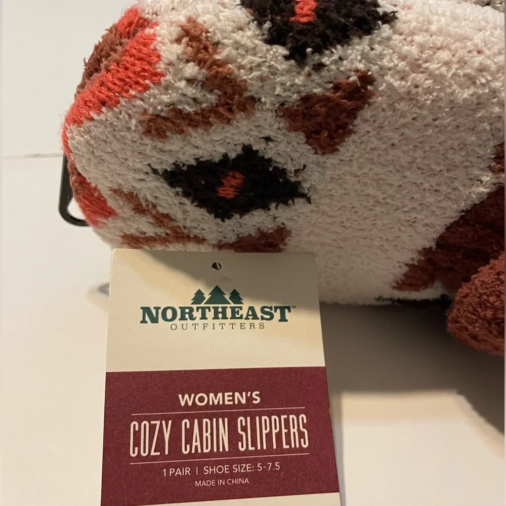 NWT Northeast Outfitters Women's Cozy Cabin Slippers Size S/M Shoes Sz 5-7.5